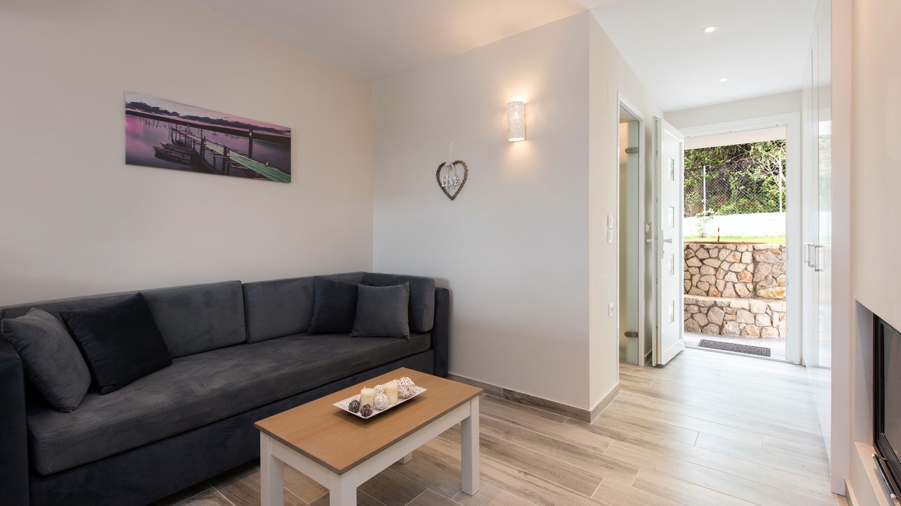 Photo of Livingroom in Perama
