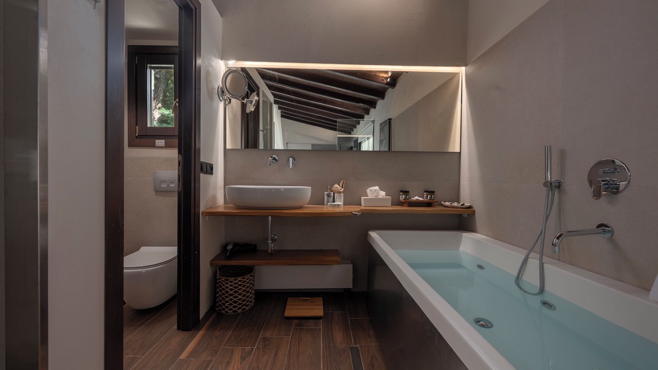 Photo of Bathroom in Portaria
