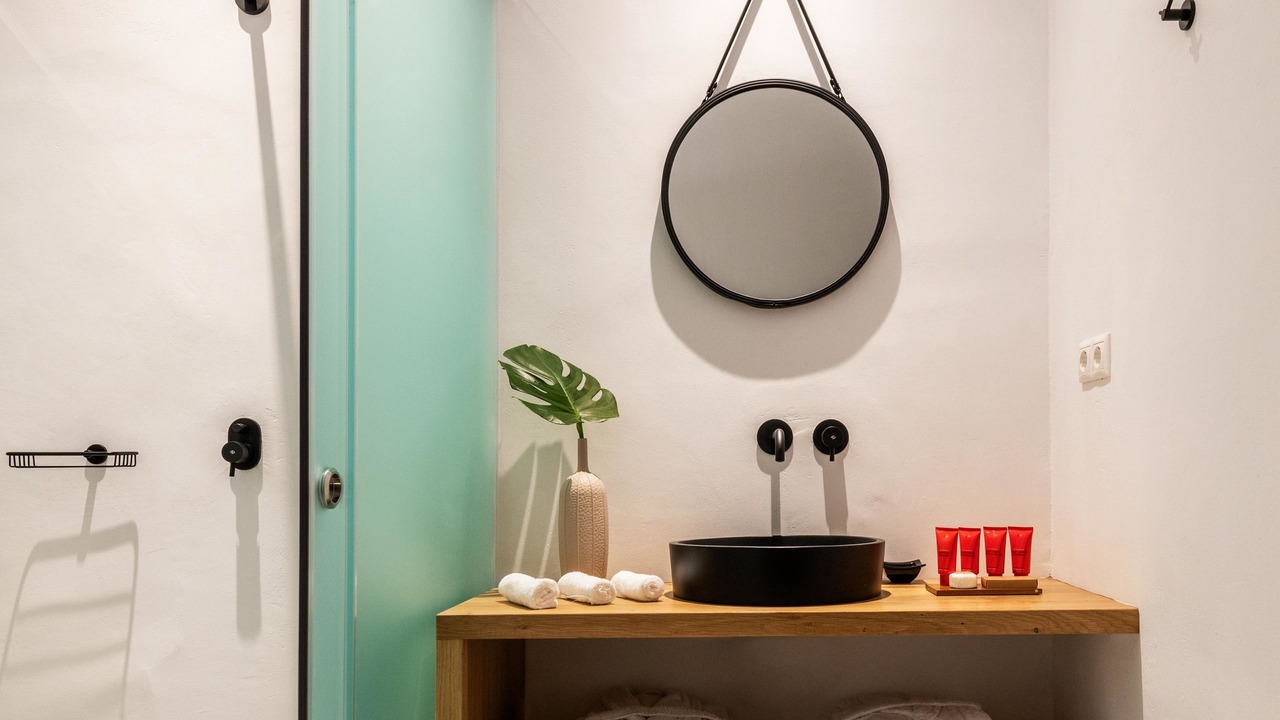 Photo of Bathroom in Agios Stefanos