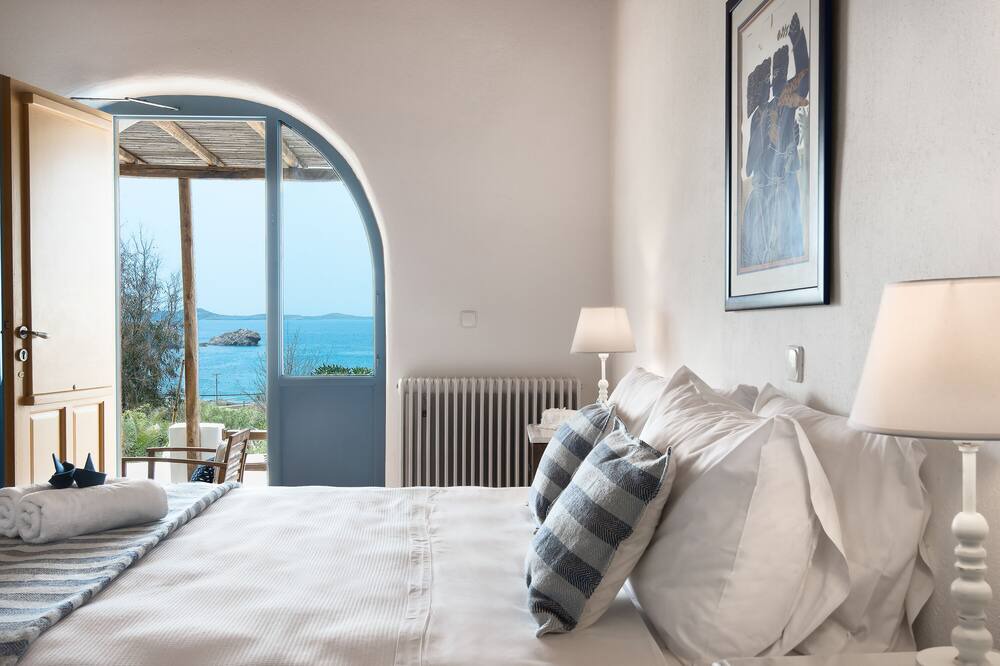 Photo of Bedroom in Houlakia