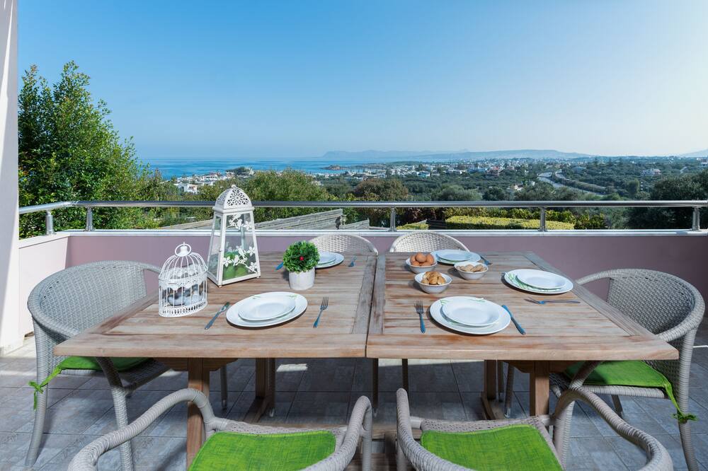 Photo of Patio Balcony in Kato Galatas