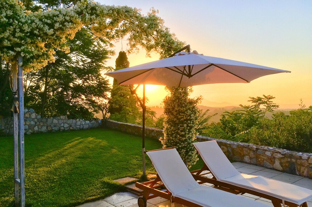 Photo of Patio Balcony in Oropos