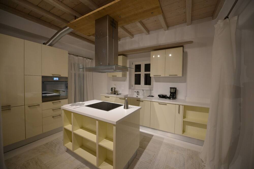 Photo of Kitchen in Houlakia