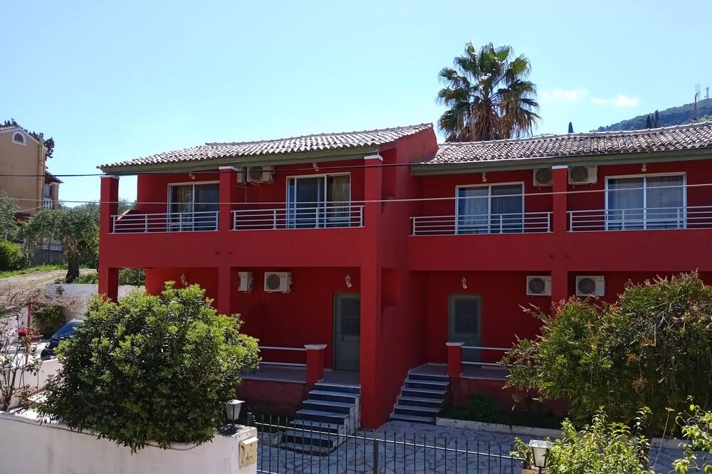 Photo of Outdoor in Agia Pelagia Chlomou