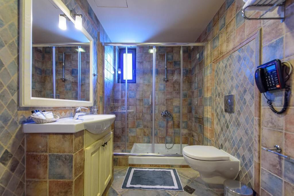 Photo of Bathroom in Gythio