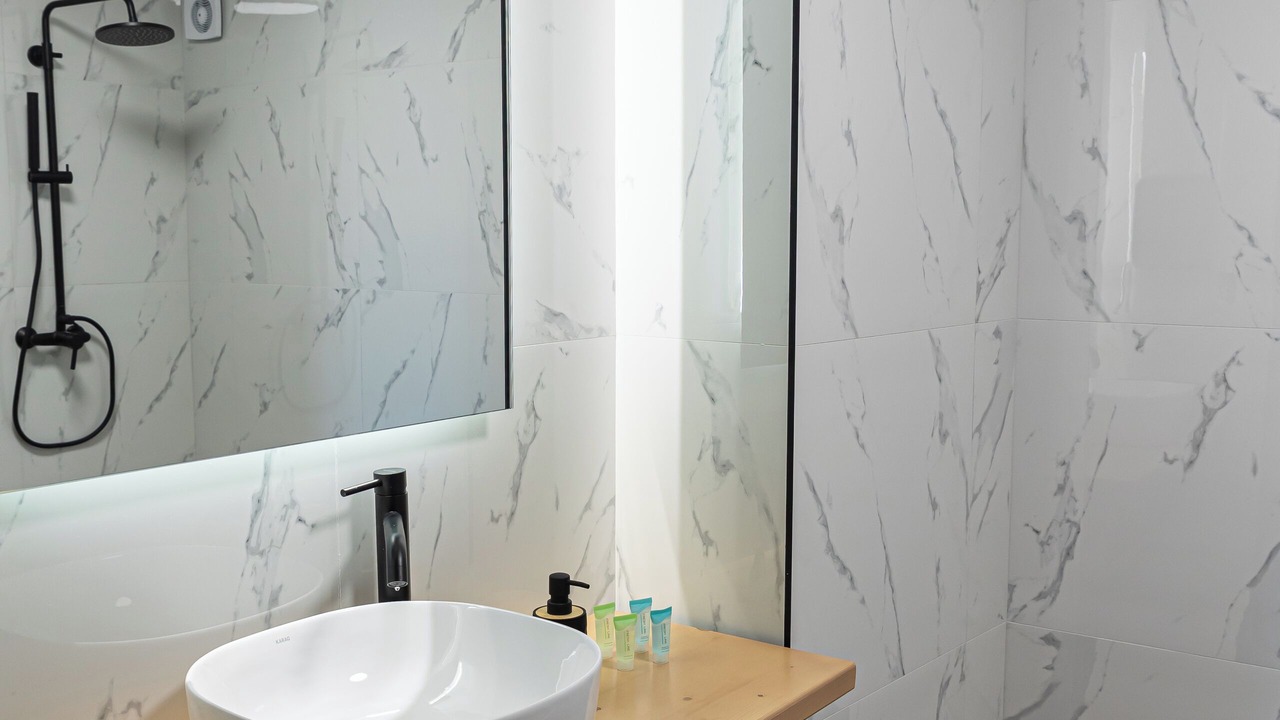Photo of Bathroom in Larissa
