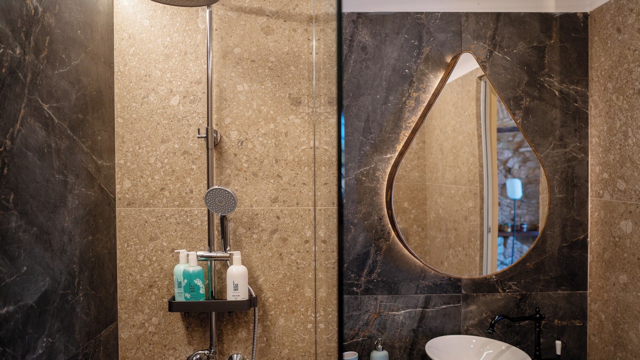 Photo of Bathroom in Thissio