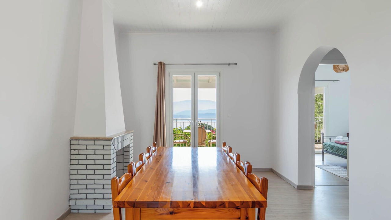 Photo of Bedroom in Petaleia