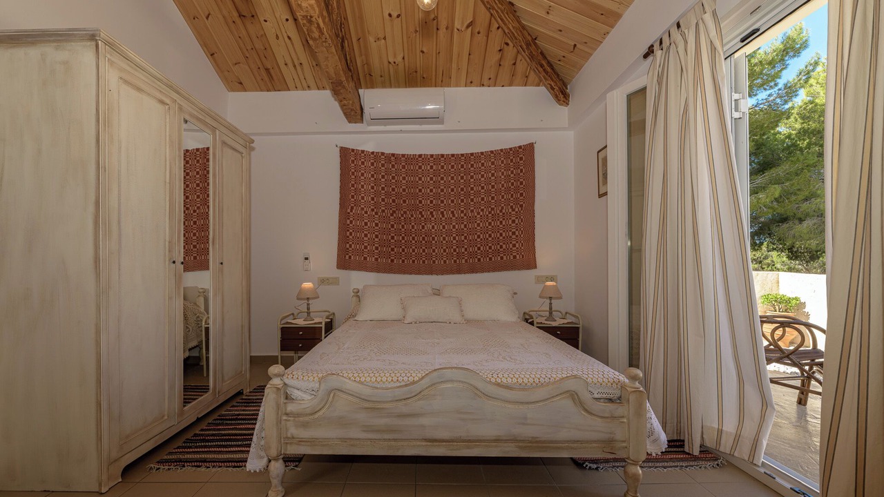 Photo of Bedroom in Agia Marina