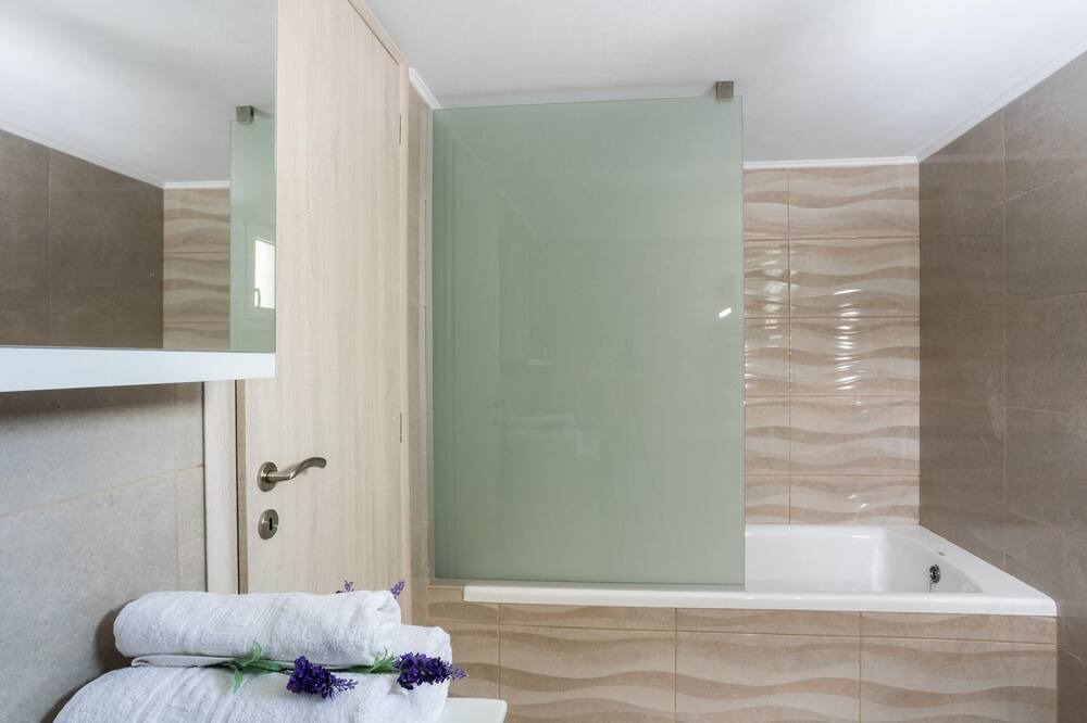 Photo of Bathroom in Xiro Chorio