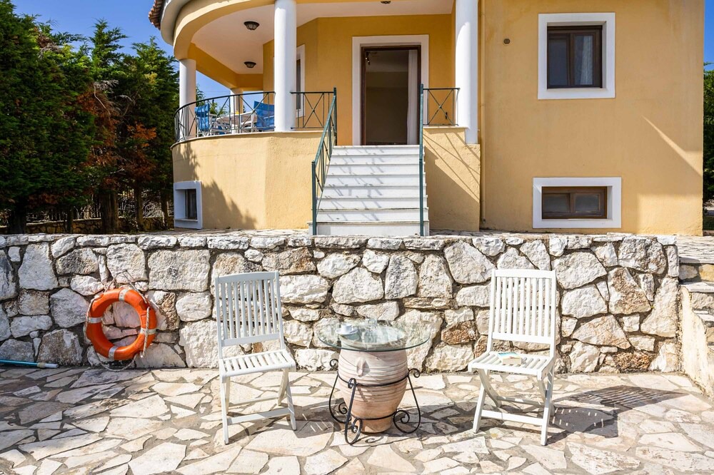 Photo of Patio Balcony in Kaligata
