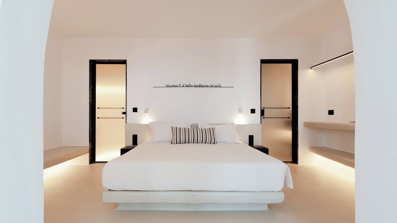 Photo of Bedroom in Oia