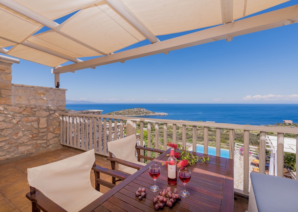 Photo of Patio Balcony in Varvara