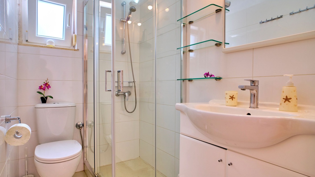Photo of Bathroom in Agios Spyridon Corfu
