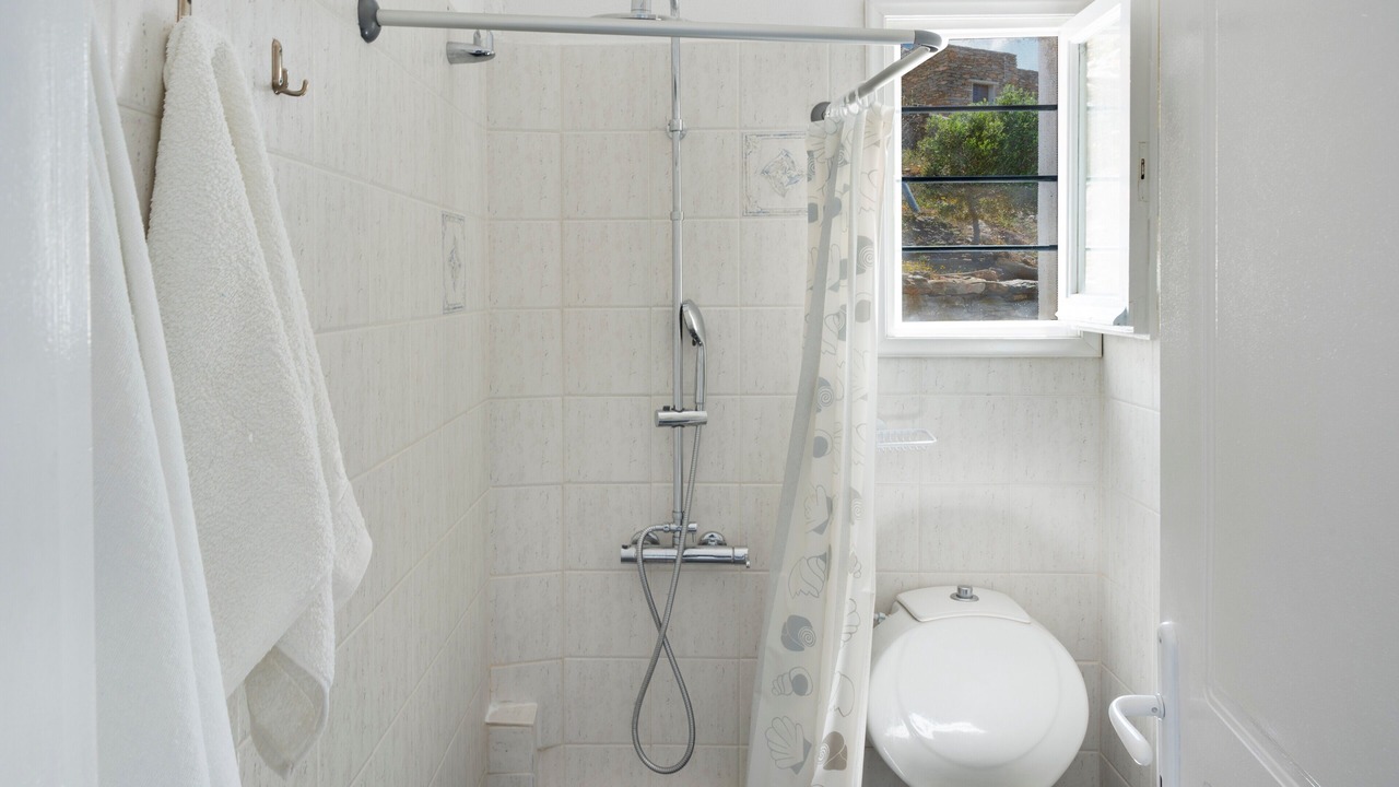 Photo of Bathroom in Koundouros