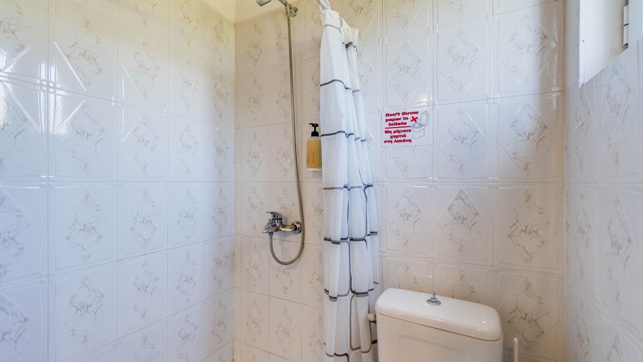 Photo of Bathroom in Kavos