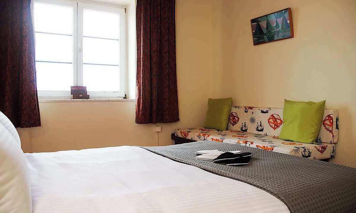 Photo of Bedroom in Troezen