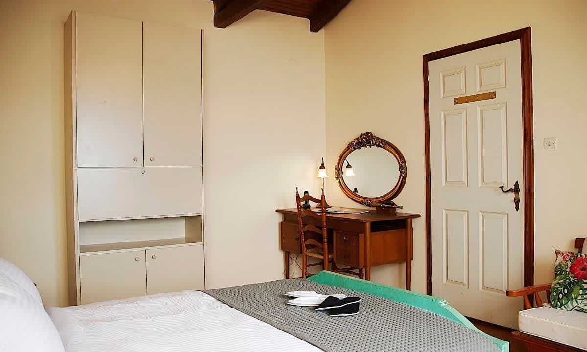Photo of Bedroom in Troezen