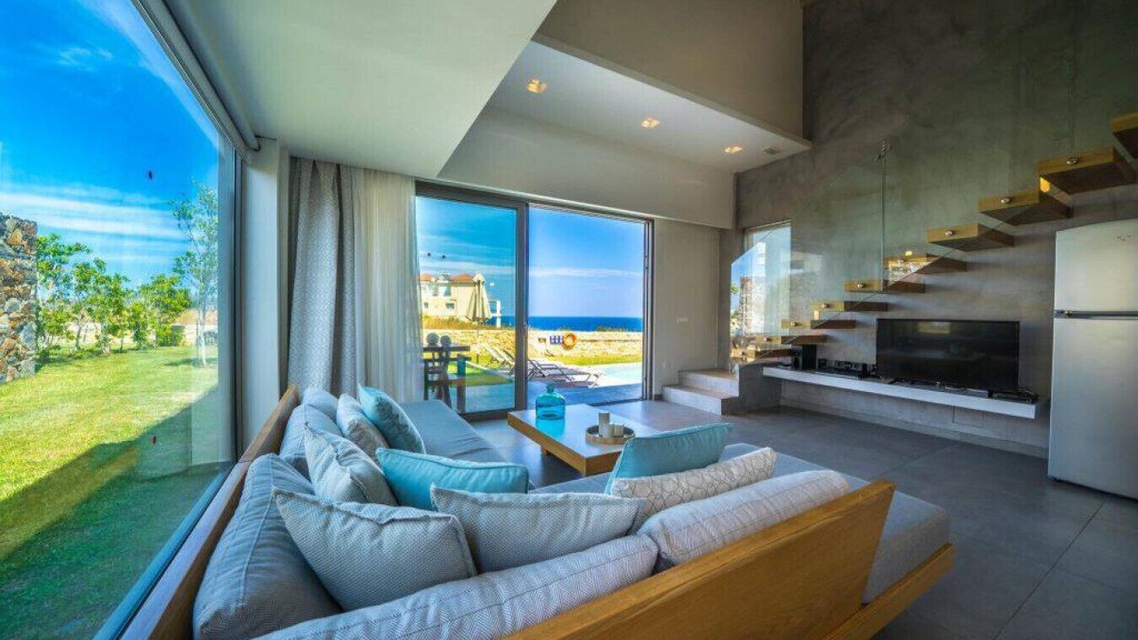 Photo of Livingroom in Kato Stalos