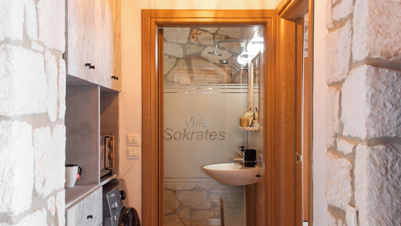Photo of Bathroom in Xirokastello