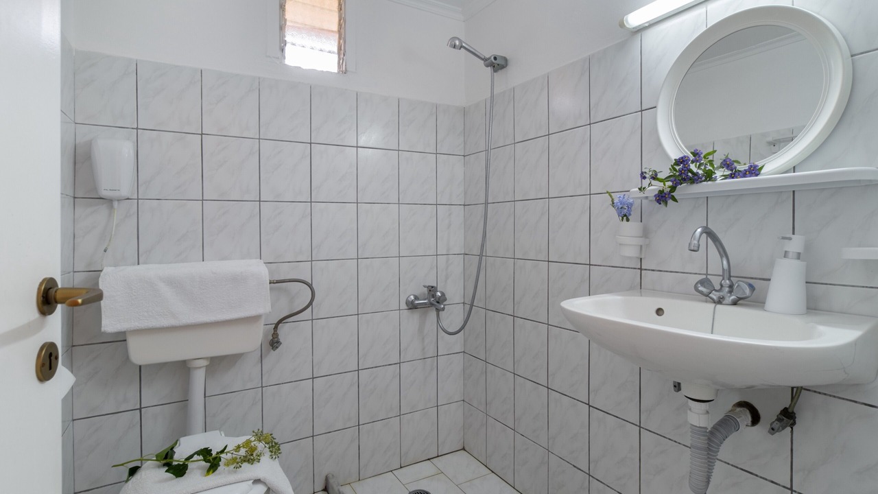 Photo of Bathroom in Nidri