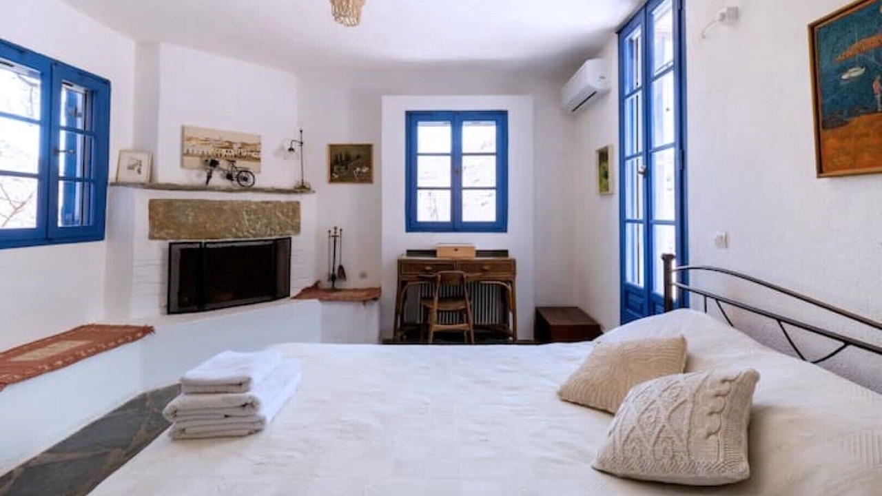 Photo of Bedroom in Kea