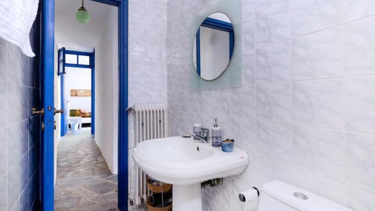Photo of Bathroom in Kea