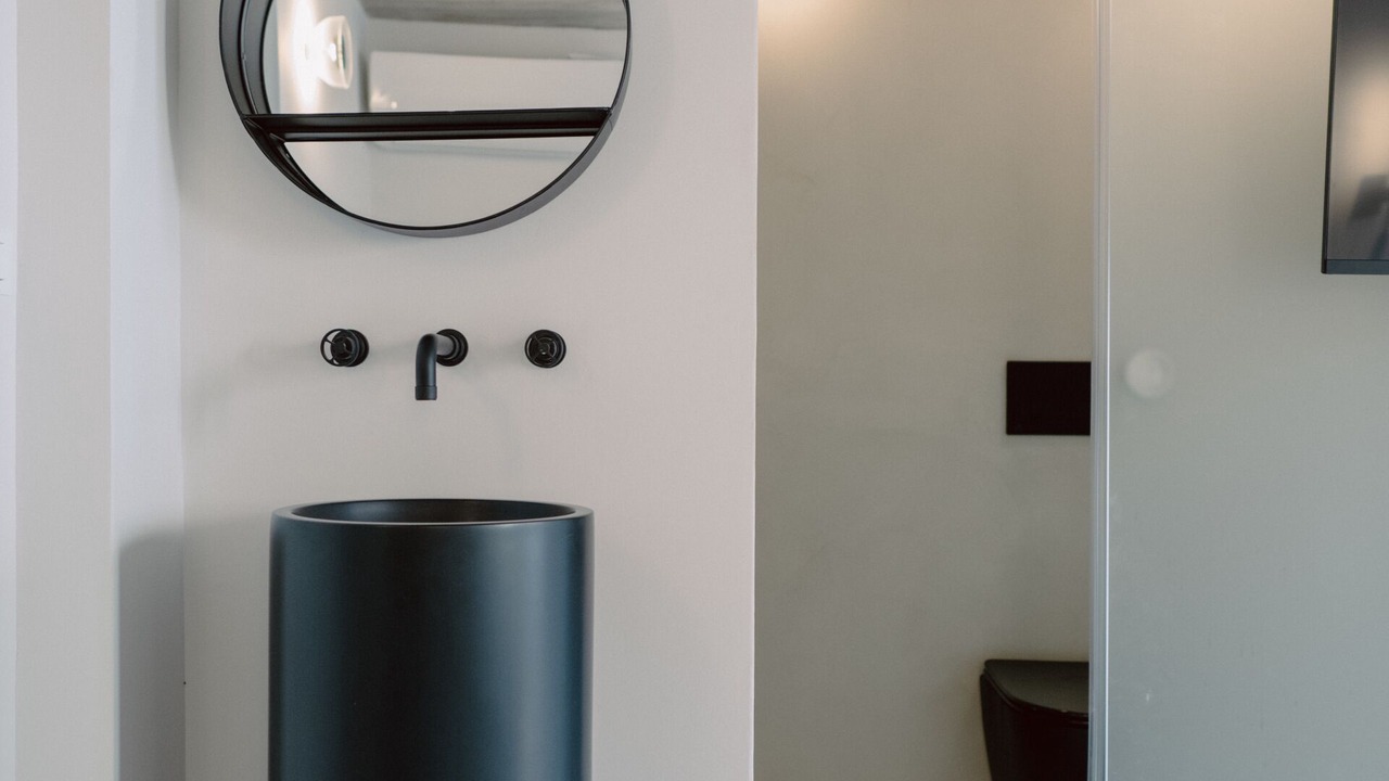 Photo of Bathroom in Ermoupoli