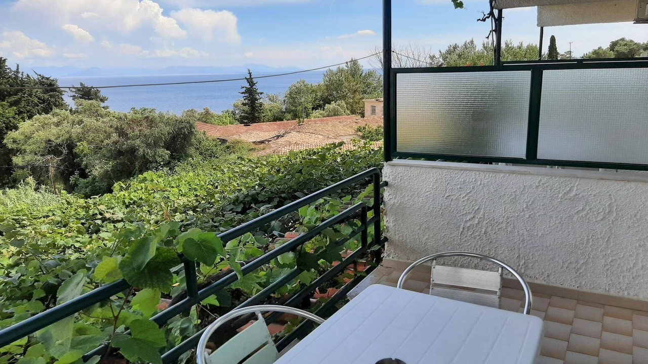 Photo of Patio Balcony in Dafnata
