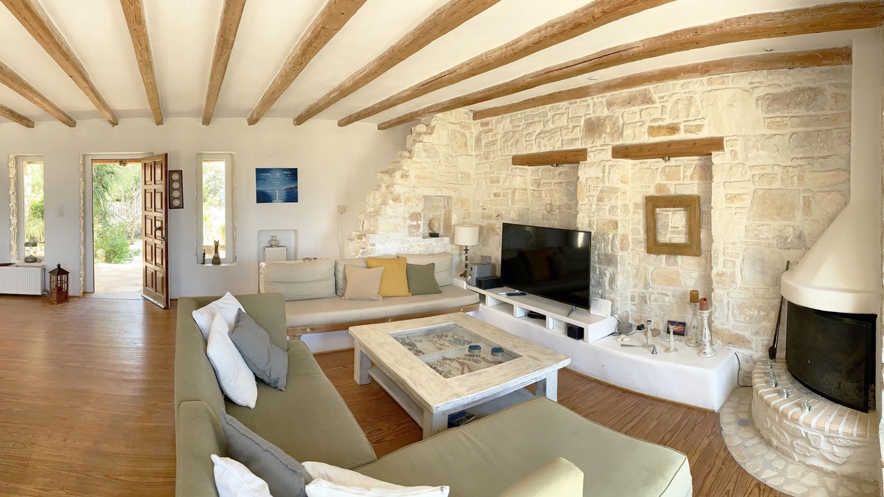 Photo of Livingroom in Ampelas
