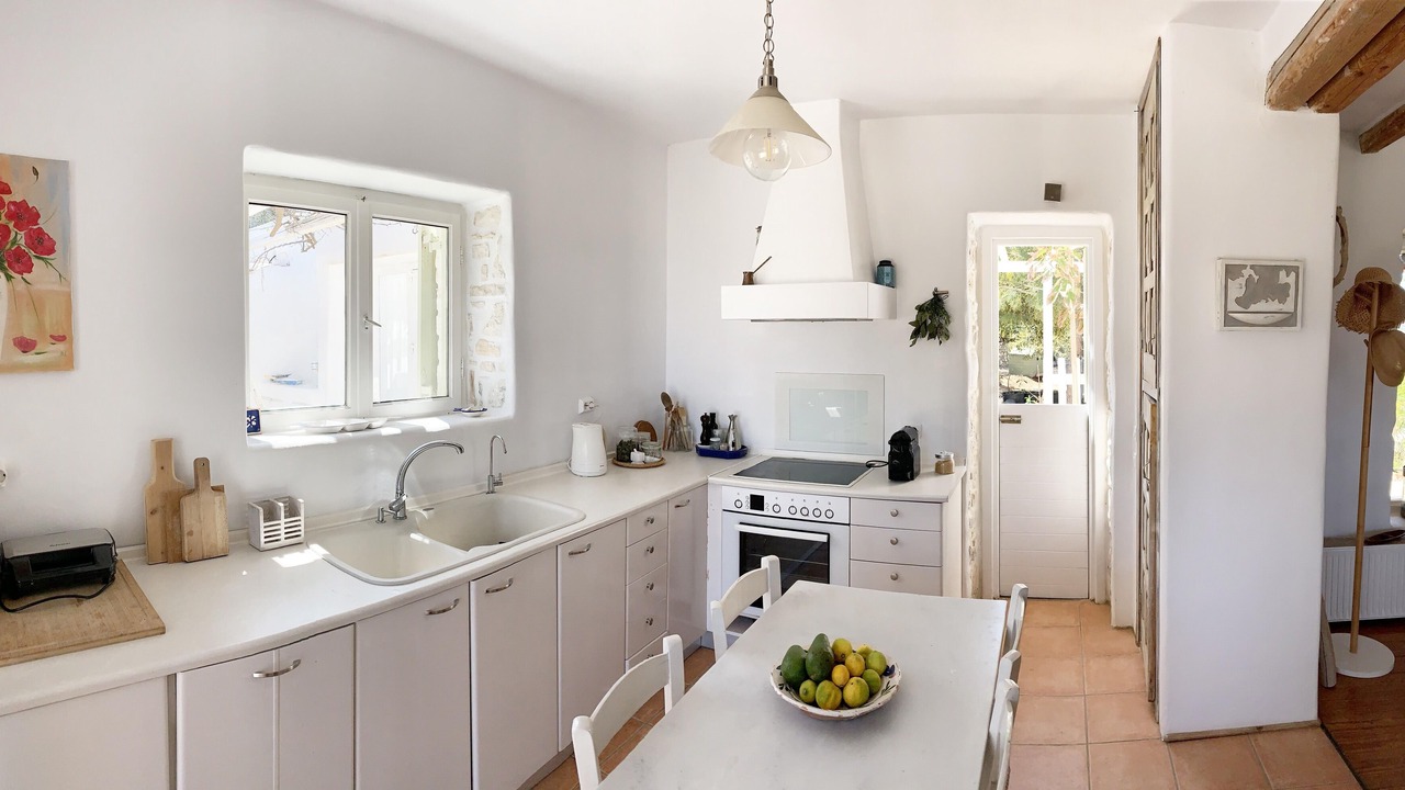 Photo of Kitchen in Ampelas