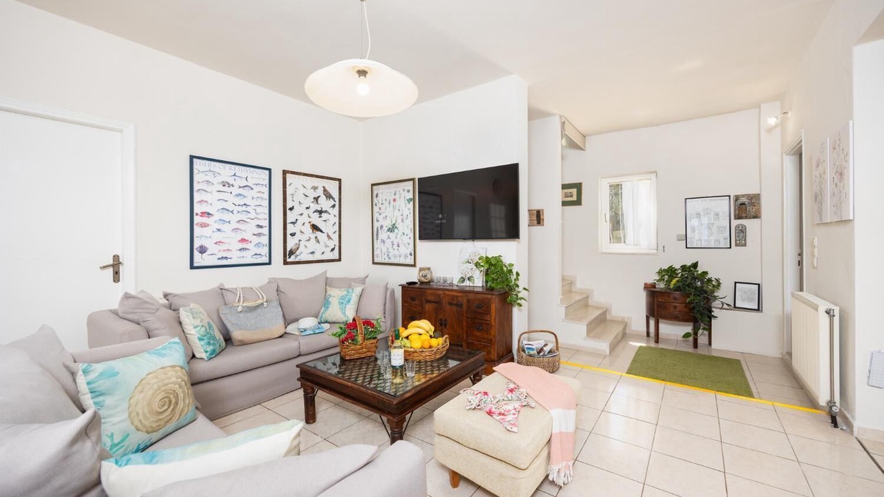 Photo of Livingroom in Filaki