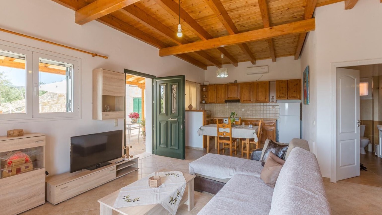 Photo of Bedroom in Koutsi