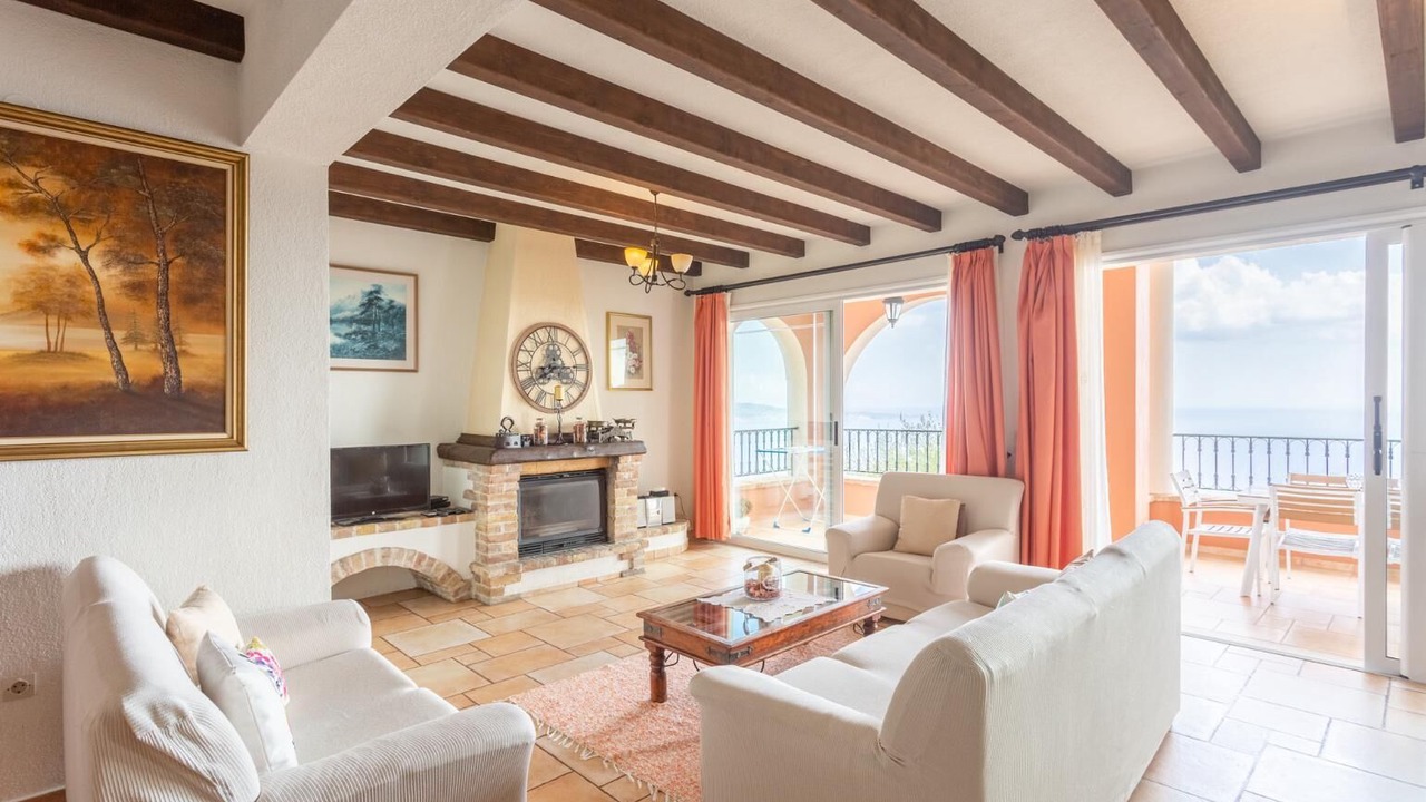 Photo of Livingroom in Petaleia