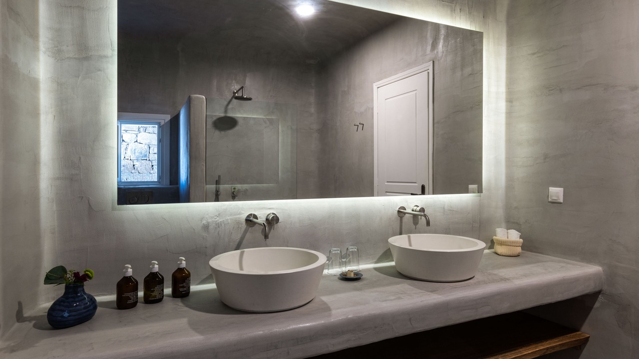 Photo of Bathroom in Psarou