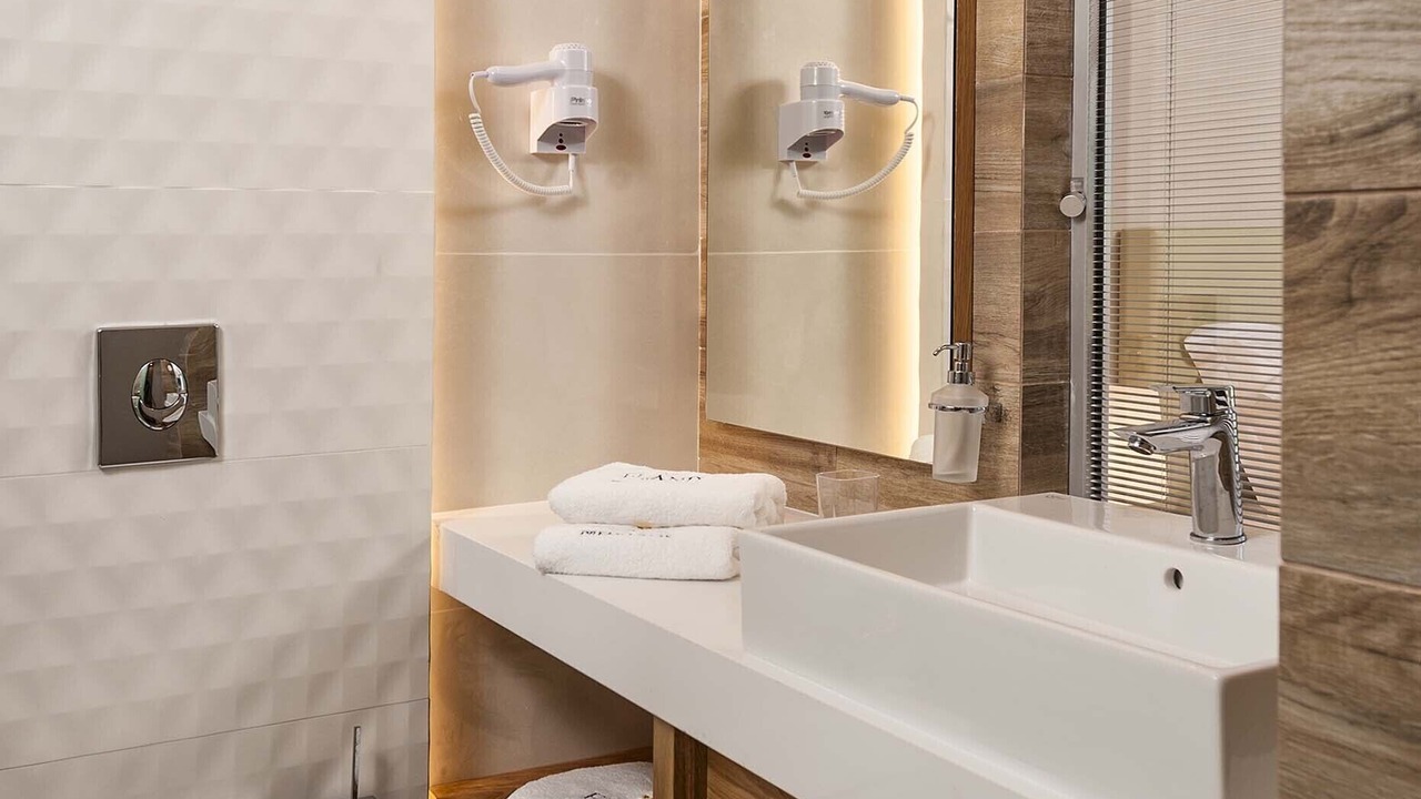 Photo of Bathroom in Kato Galatas