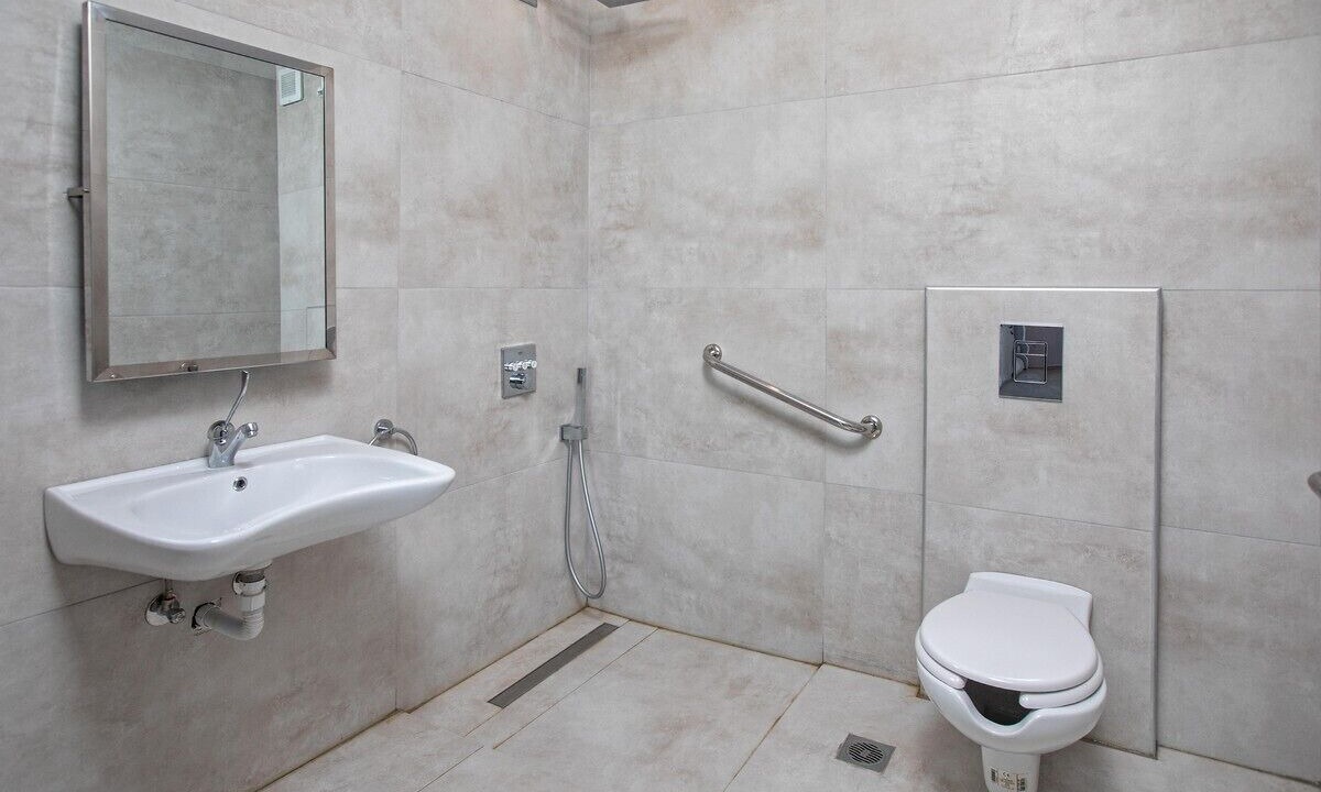 Photo of Bathroom in Skala
