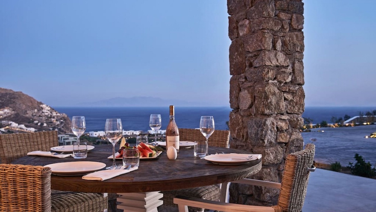 Photo of Outdoor in Elia
