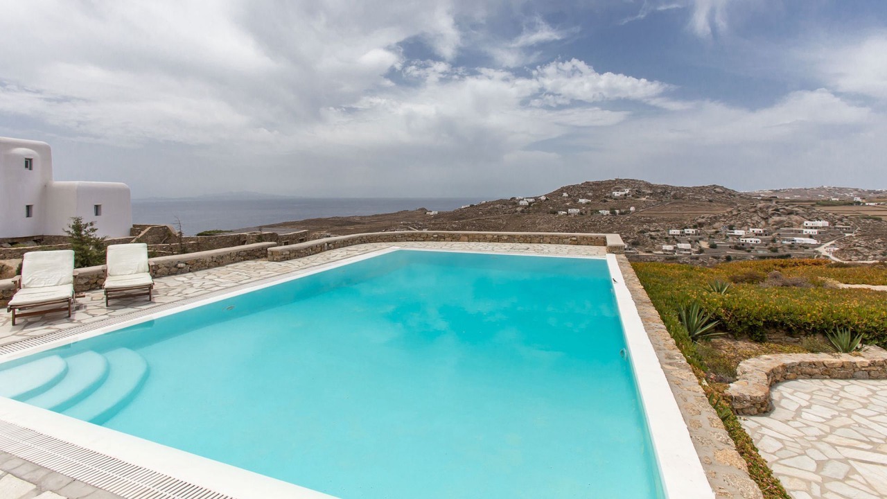 Photo of Outdoor in Plintri
