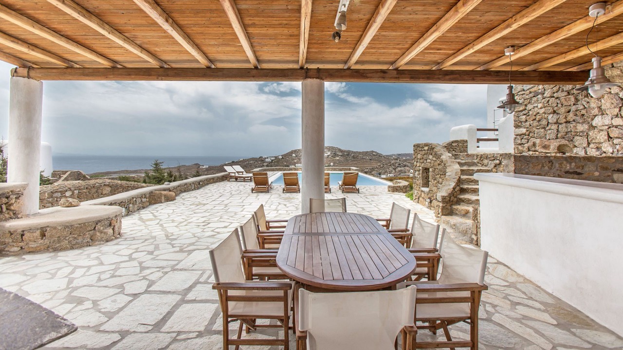 Photo of Outdoor in Plintri