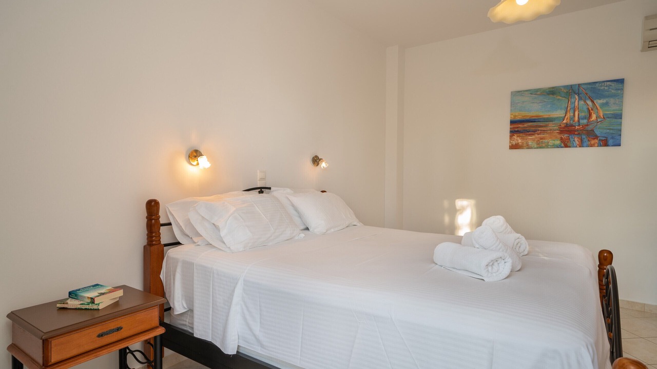 Photo of Bedroom in Skala