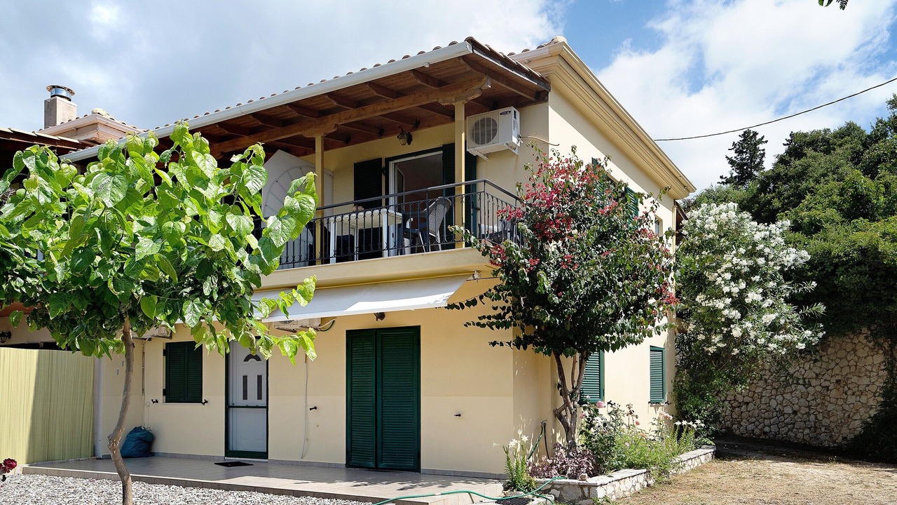 Photo of Outdoor in Mikros Gialos
