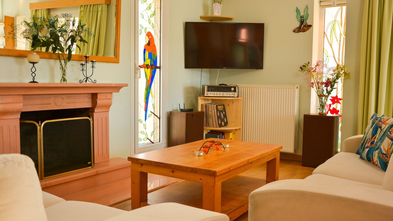 Photo of Livingroom in Agios Georgios Pagon