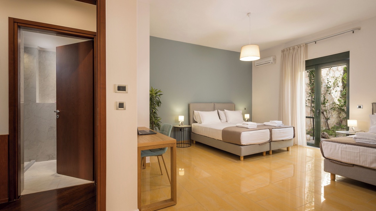 Photo of Bedroom in Chania Town