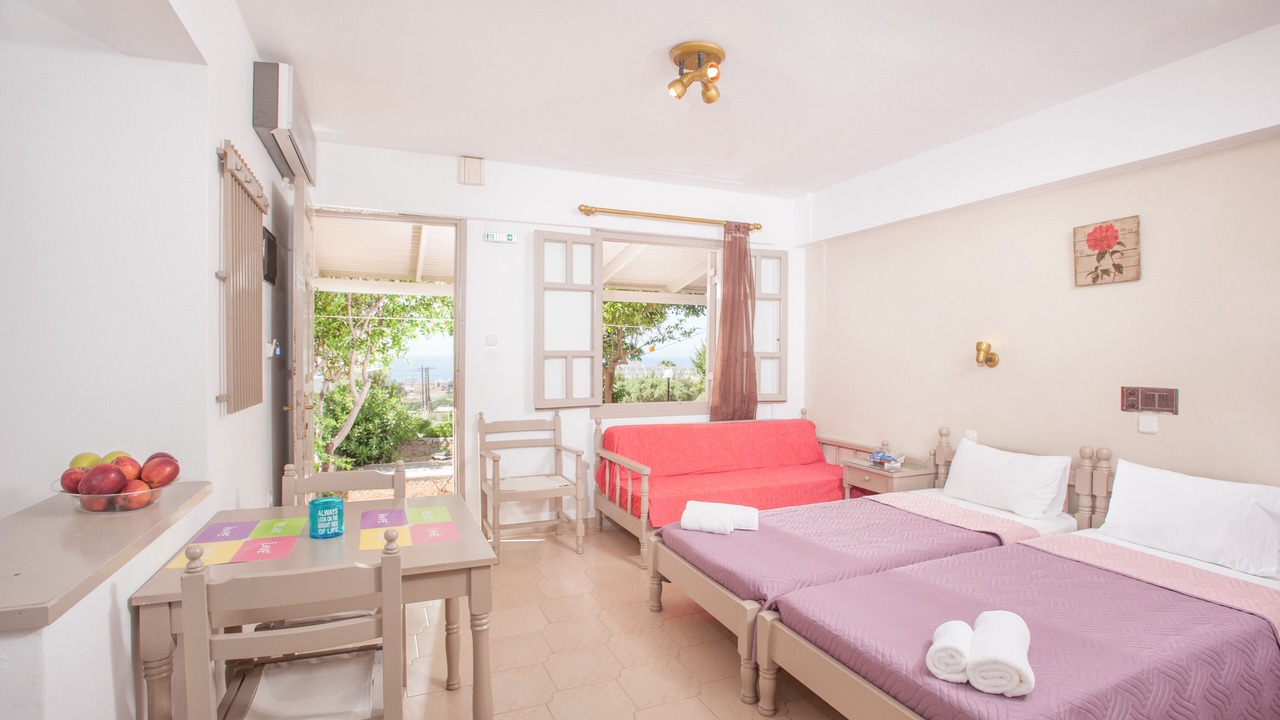 Photo of Bedroom in Anissaras