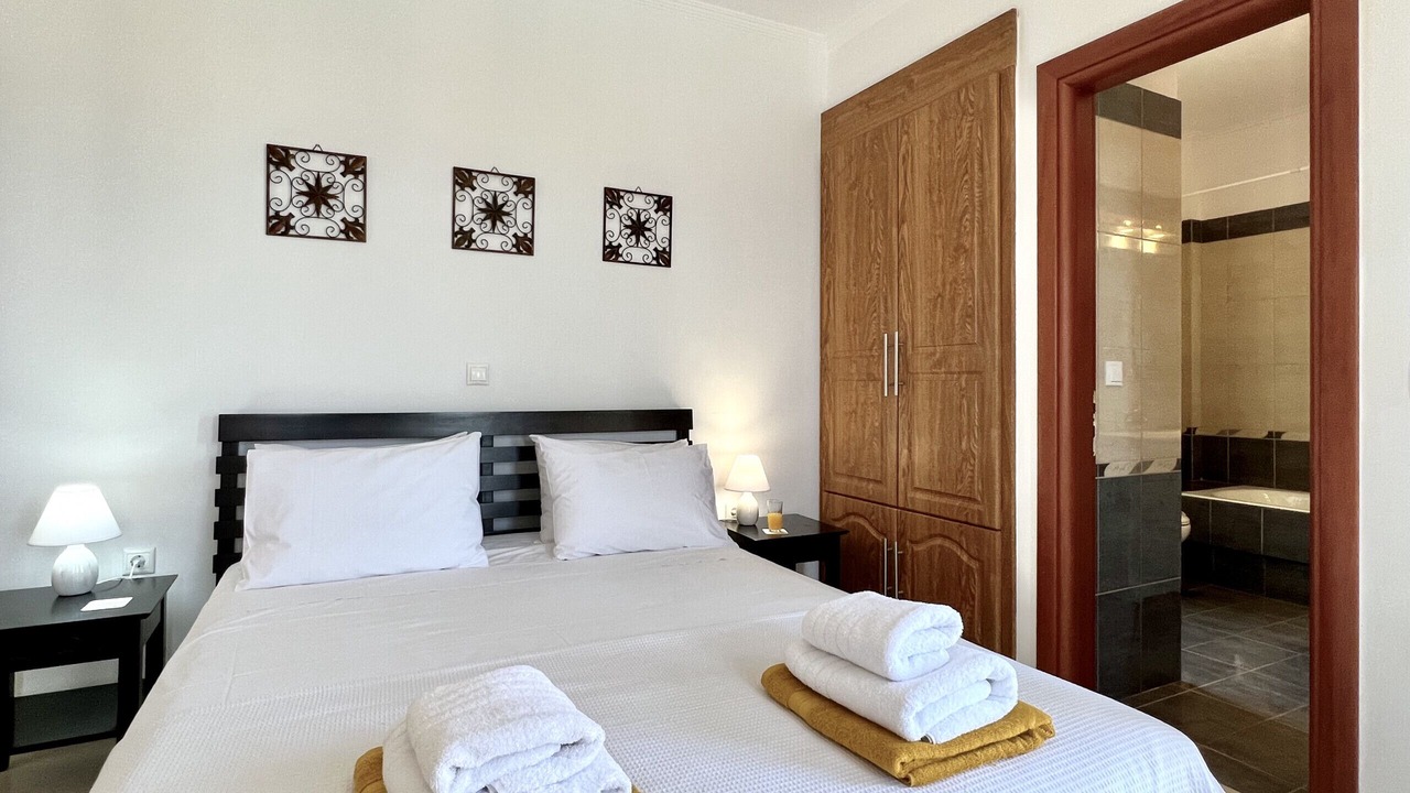 Photo of Bedroom in Skala