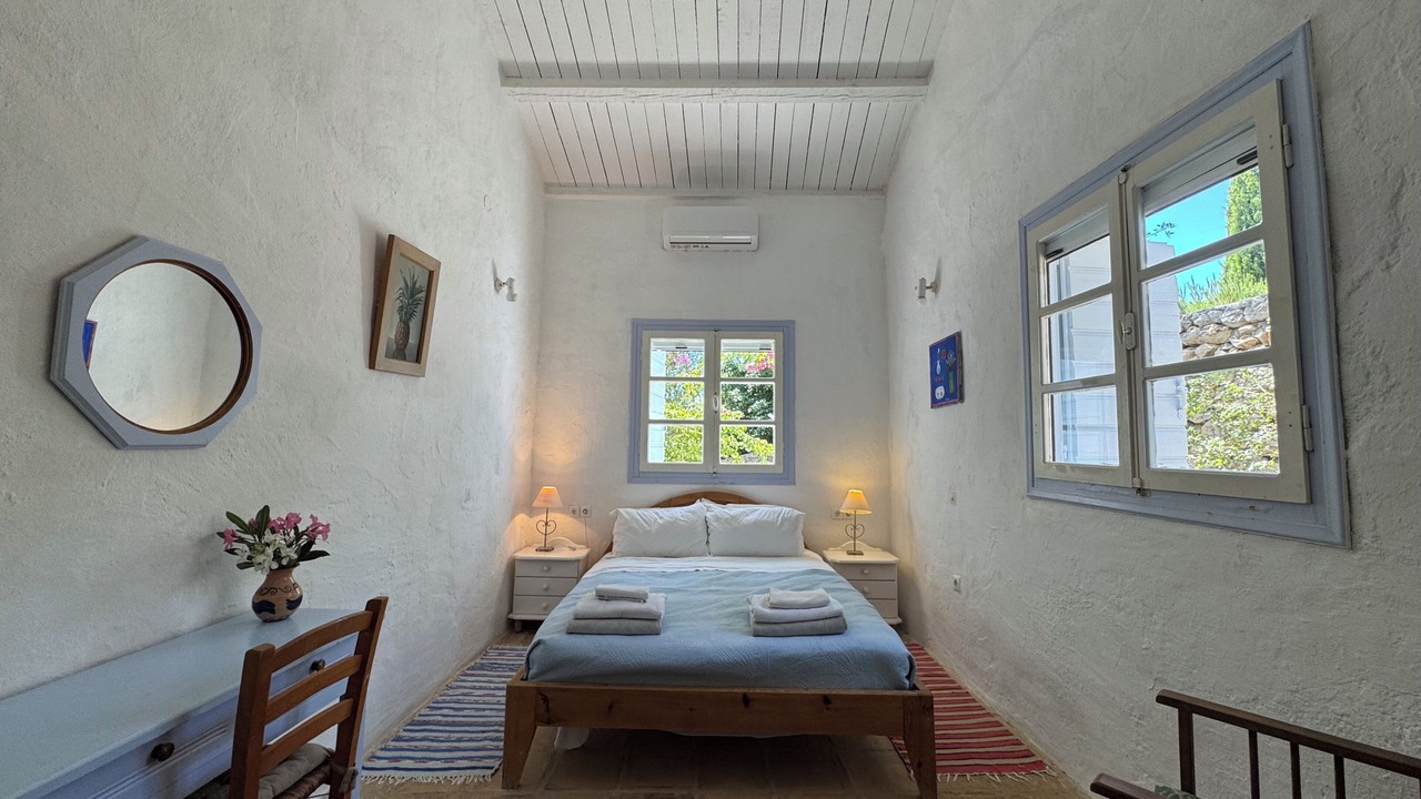 Photo of Bedroom in Elation