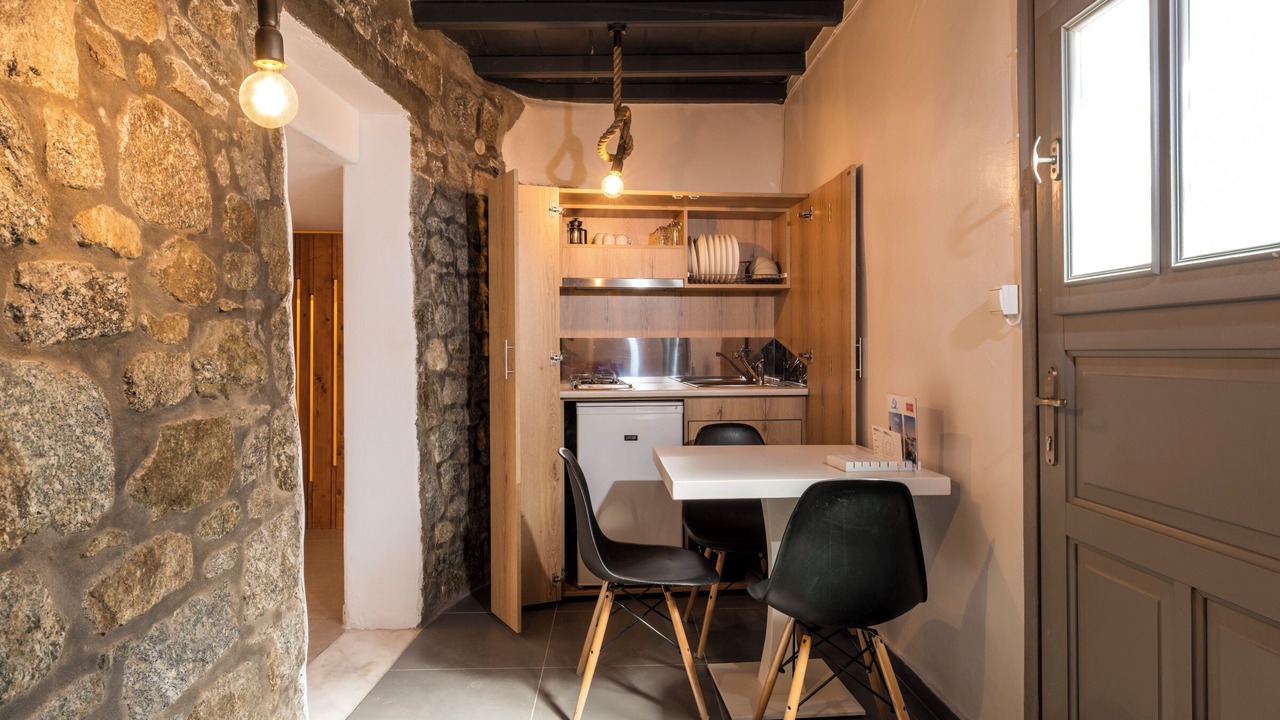 Photo of Kitchen in Platis Gialos