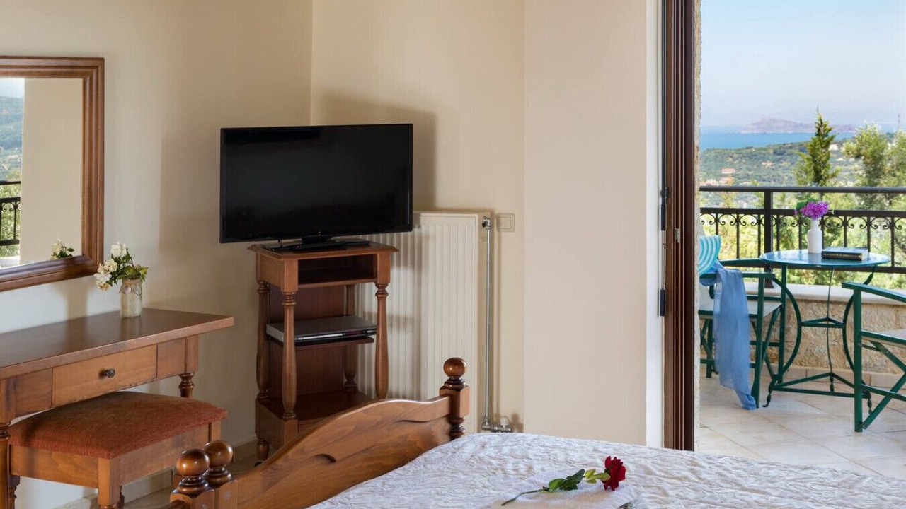 Photo of Bedroom in Polemarchi