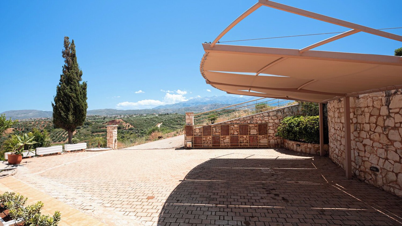 Photo of Outdoor in Kato Stalos
